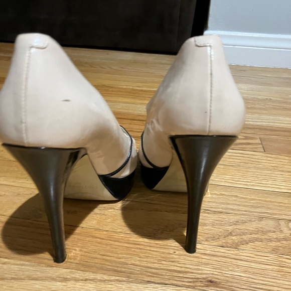 Enzo Angiolini Easavoye peep toe pump cream and black Size 9 - Picture 5 of 8